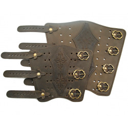 Unterarmschutz mit Riemen